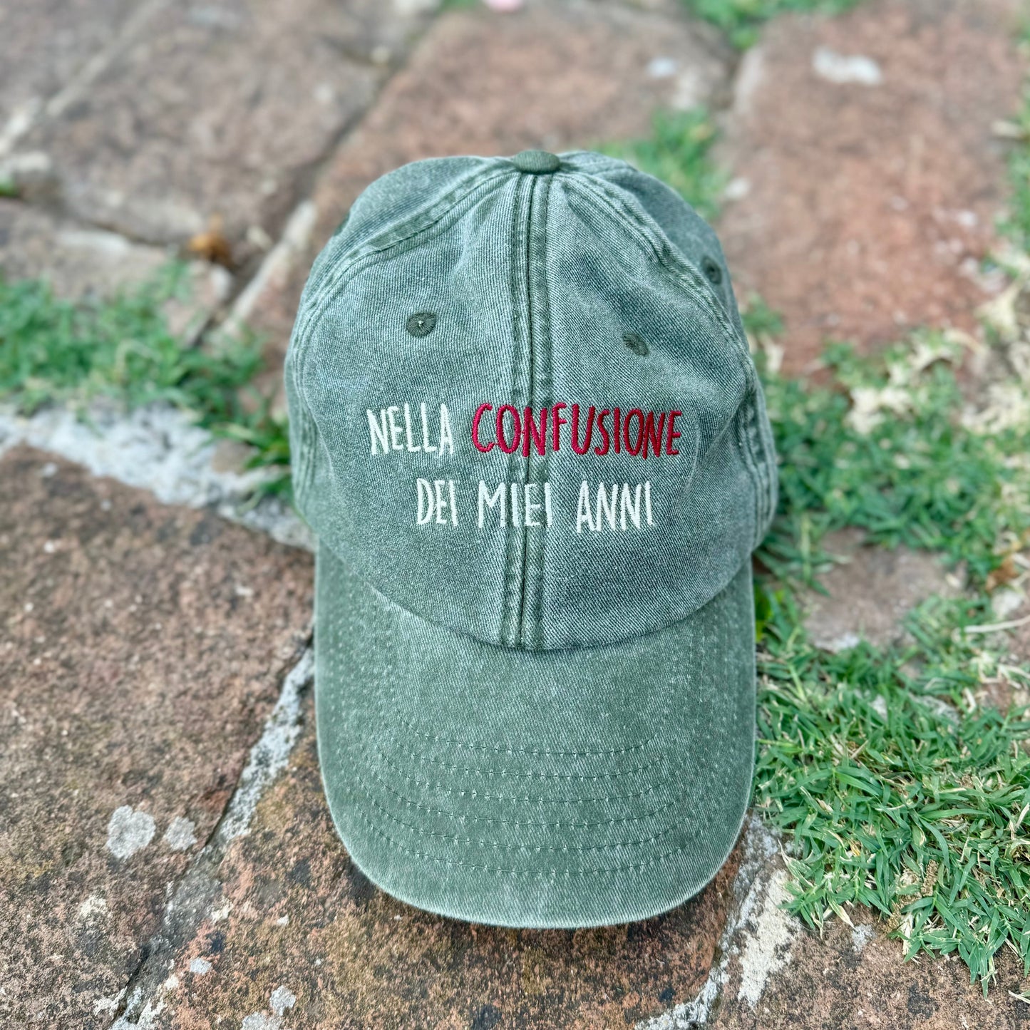 Cappello “Nella confusione”