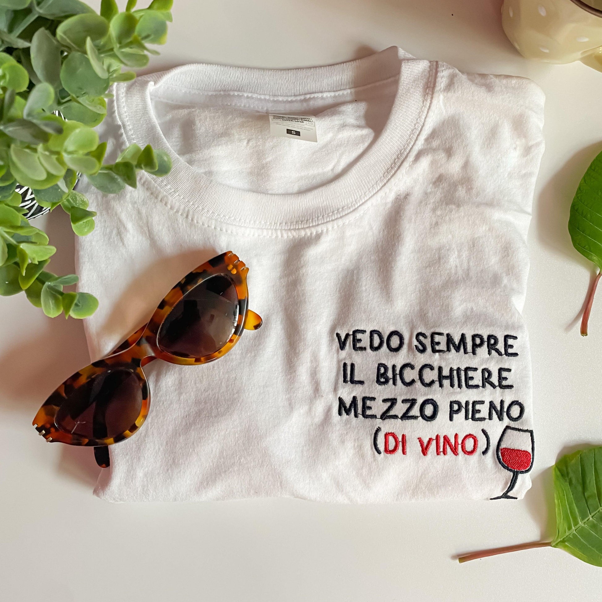 T-Shirt "Vedo sempre il bicchiere mezzo pieno" - Pepitaland